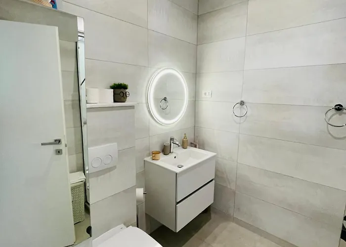 Amely 305 By Wave * Năvodari